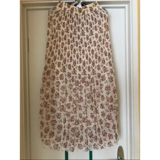 小花柄♡プリーツスカート レディースのスカート(ロングスカート)の商品写真