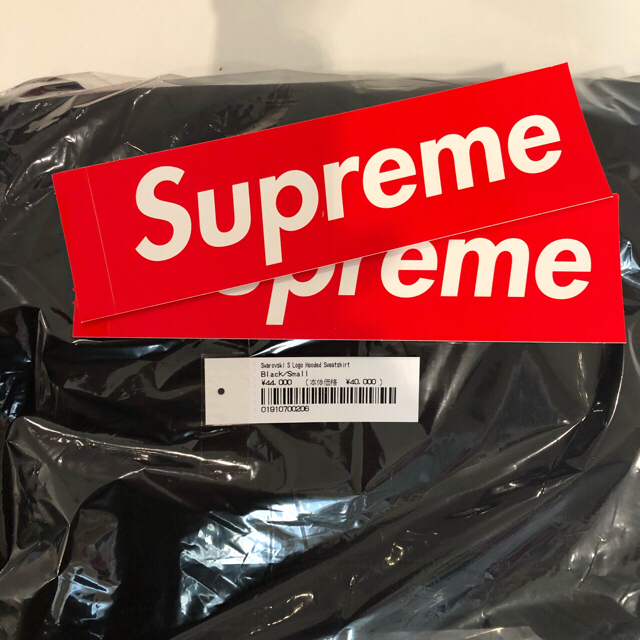 Supreme(シュプリーム)のSupreme week6 Swarovski S logo hooded メンズのトップス(パーカー)の商品写真