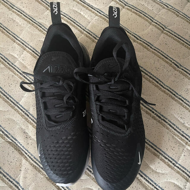 AIR MAX 270 26センチ