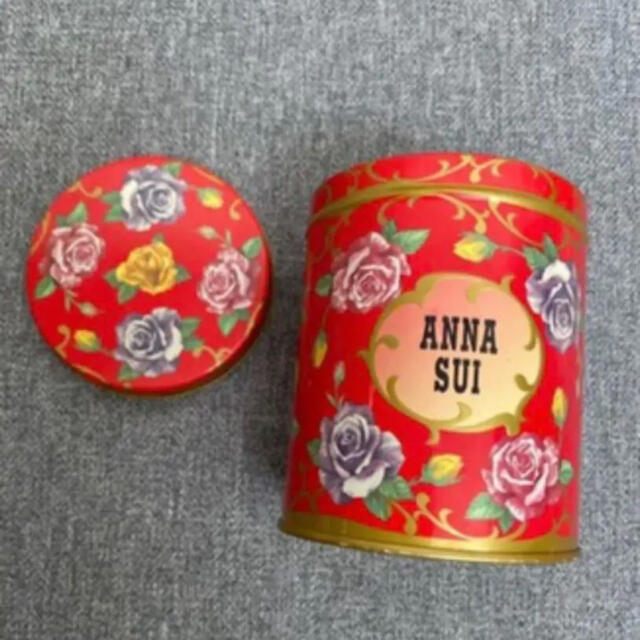 ANNA SUI(アナスイ)のANNA SUI 収納缶　バニティ缶　2個セット インテリア/住まい/日用品のインテリア小物(小物入れ)の商品写真