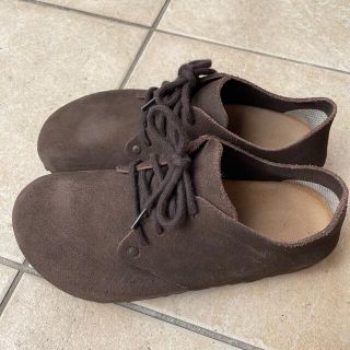 ビルケンシュトック(BIRKENSTOCK)のビルケンシュトック茶色２３㎝美品(ローファー/革靴)