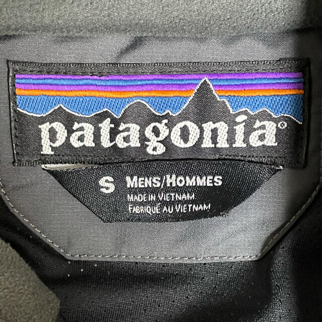 patagonia(パタゴニア)のPatagonia Men's Storm Jacket グレー Sサイズ メンズのジャケット/アウター(マウンテンパーカー)の商品写真