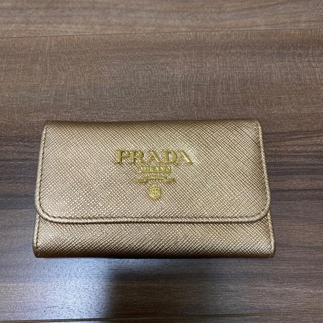 【B様専用】PRADA プラダ キーケース ゴールド レディースのファッション小物(キーケース)の商品写真