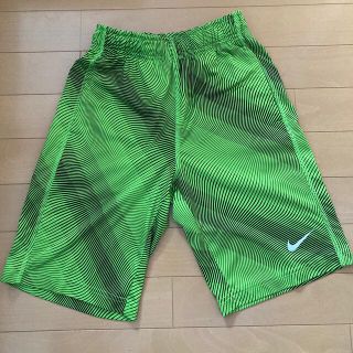 ナイキ(NIKE)のNIKE  ハーフパンツ　ジュニアS（140） イエローグリーン　ブラック(パンツ/スパッツ)