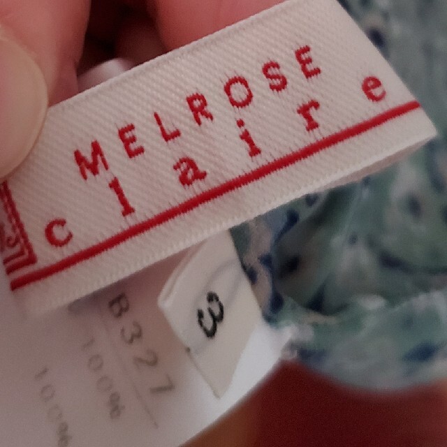 MELROSE claire(メルローズクレール)のノースリーブワンピース   メルローズクレール レディースのワンピース(ひざ丈ワンピース)の商品写真