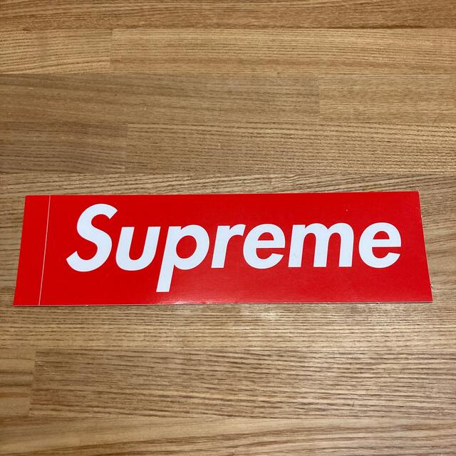 Supreme(シュプリーム)のシュプリームステッカー エンタメ/ホビーの声優グッズ(ステッカー（シール）)の商品写真