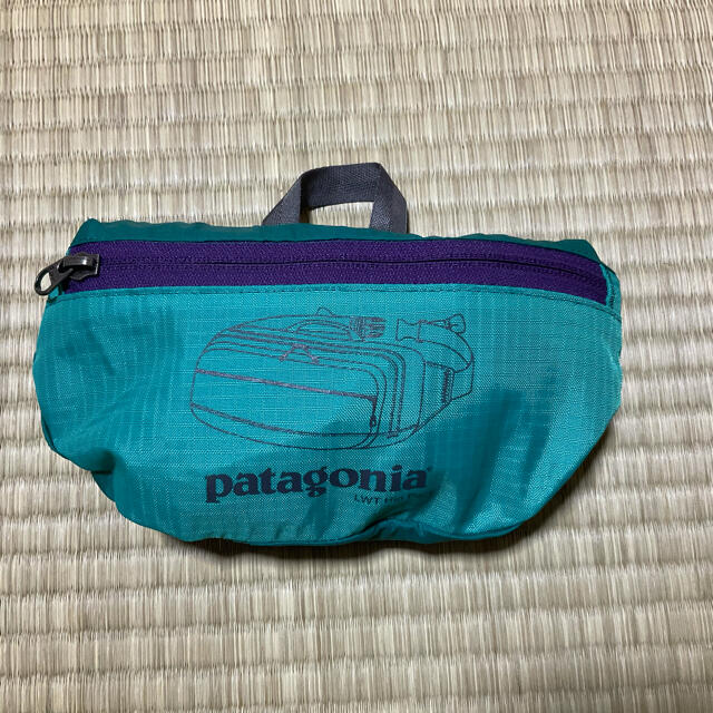 patagonia(パタゴニア)のパタゴニア　Patagonia ウエストポーチ　ボディバッグ　折りたたみ レディースのバッグ(ボディバッグ/ウエストポーチ)の商品写真