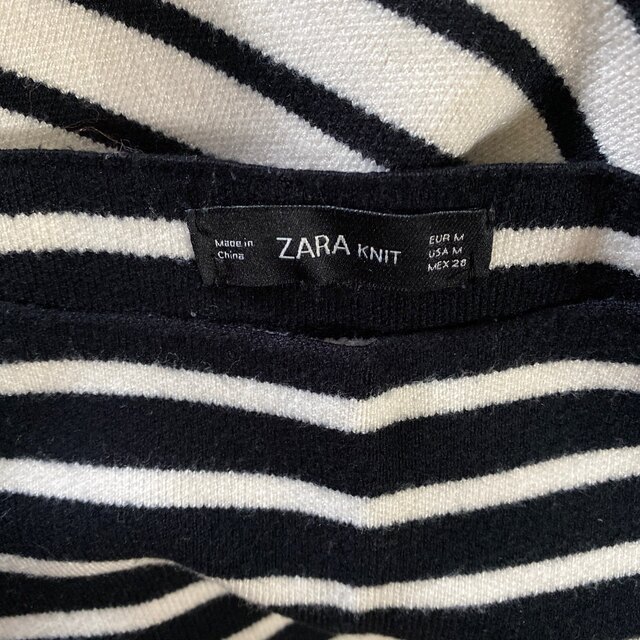 ZARA(ザラ)のザラ　ZARA ボーダー長袖　ニット  M レディースのトップス(ニット/セーター)の商品写真