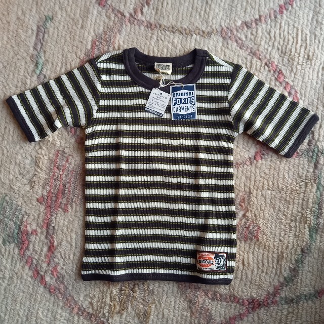 F.O.KIDS(エフオーキッズ)のエフオーキッズ　F.O.KIDS 100 キッズ/ベビー/マタニティのキッズ服男の子用(90cm~)(Tシャツ/カットソー)の商品写真