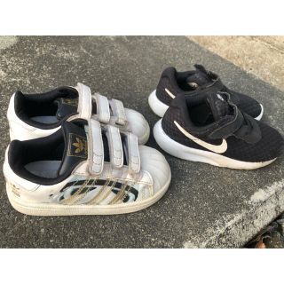 ナイキ(NIKE)のキッズ　スニーカー(スニーカー)