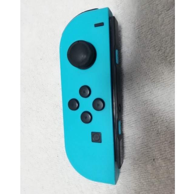 Nintendo Switch(ニンテンドースイッチ)の【ジャンク】Nintendo Switch Joy-Con ネオンブルー エンタメ/ホビーのゲームソフト/ゲーム機本体(家庭用ゲーム機本体)の商品写真