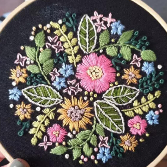 刺繍キット 刺繍枠 刺繍糸 刺繍 手芸 キット フランス刺繍 ハンドメイド