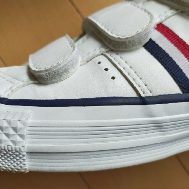 CONVERSE(コンバース)のみぃ様専用！24.0　コンバース　レザー　ベルクロ　ホワイト　スニーカー レディースの靴/シューズ(スニーカー)の商品写真