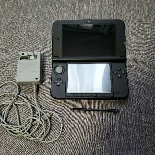 Nintendo 3DS LL　ブラック(携帯用ゲーム機本体)