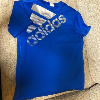 アディダス(adidas)のアディダス　160 ティシャツ(Tシャツ/カットソー)