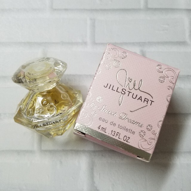 JILL by JILLSTUART(ジルバイジルスチュアート)のジルバイジルスチュアート　オードトワレ　スウィートドリームスJILLSTUART コスメ/美容の香水(香水(女性用))の商品写真