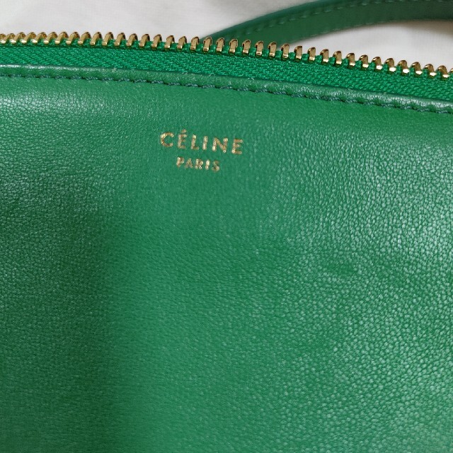 celine(セリーヌ)のCELINE　緑　ﾄﾘｵ　green　ﾎﾟｰﾁ　ｼｮﾙﾀﾞｰ　 レディースのバッグ(ショルダーバッグ)の商品写真