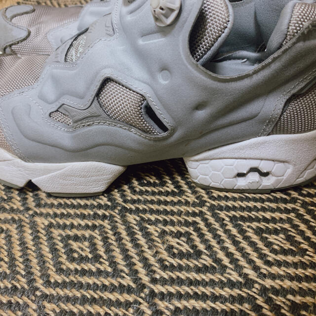 Reebok(リーボック)のReebok INSTAPUMP FURY OG ポンプフューリー　24cm レディースの靴/シューズ(スニーカー)の商品写真