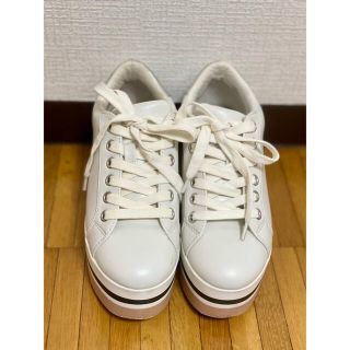 スティーブマデン(Steve Madden)のSteve Madden スティーブマデン　厚底スニーカー　ホワイト　23cm(スニーカー)