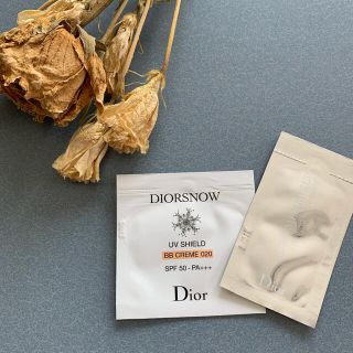 ディオール(Dior)のディオール　スノーホワイトニング　ボアプライマー　サンプル　♡(ファンデーション)