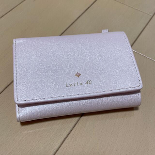 ヨンドシー(4℃)のLuria 4℃ ピンク 折りたたみ 財布(財布)