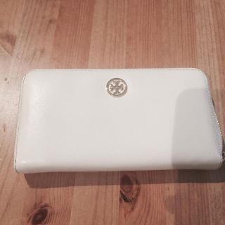 トリーバーチ(Tory Burch)のトリーバーチ⭐︎中はメタリックグリーン☆(財布)