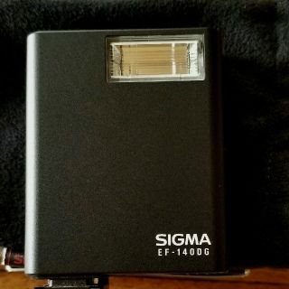 シグマ(SIGMA)のSIGMA フラッシュELECTRONIC FLASH EF-140 DG(ストロボ/照明)