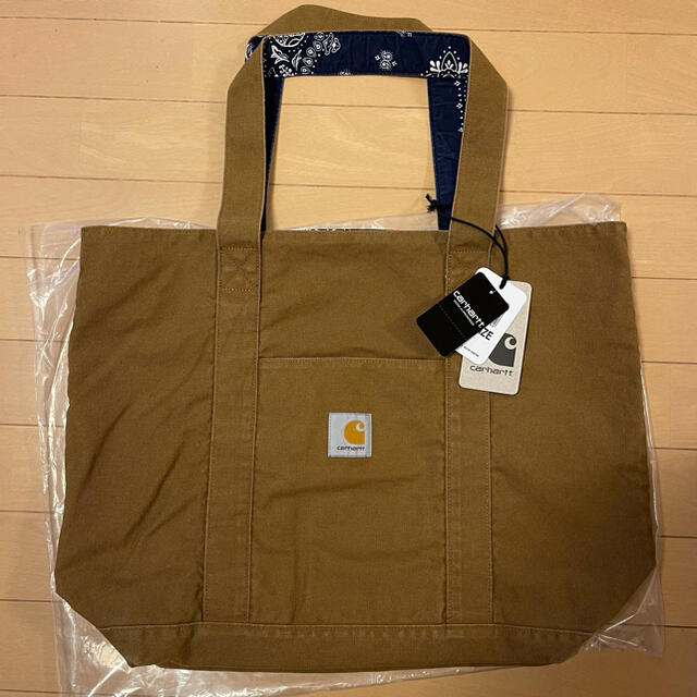 carhartt(カーハート)のcarhartt BANDANA TOTE BAG REVERSIBLE メンズのバッグ(トートバッグ)の商品写真