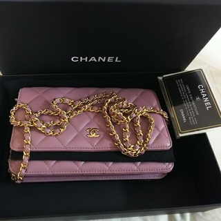 シャネル(CHANEL)のお値下げ超美品✴️シャネル チェーンウォレットバッグ   薄紫(ショルダーバッグ)