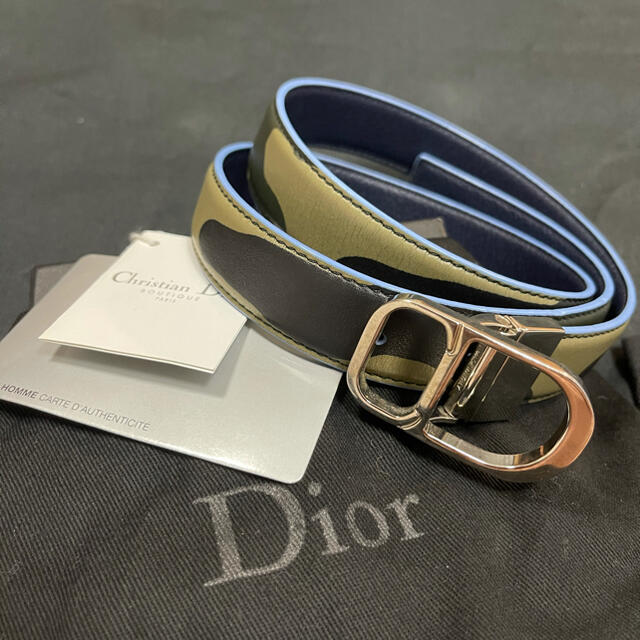 DIOR HOMME(ディオールオム)の定価13万円ディオールオムdiorhommeネイビー迷彩ベルト80付属品完備 メンズのファッション小物(ベルト)の商品写真