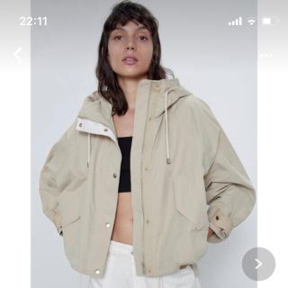 ザラ(ZARA)のZARA  マウンテンパーカー  タグ無し未使用(ナイロンジャケット)