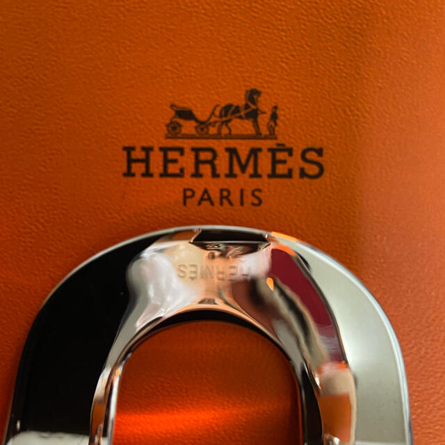 Hermes(エルメス)の着用数回　2021年国内購入　トゥアレグ　バングル メンズのアクセサリー(バングル/リストバンド)の商品写真