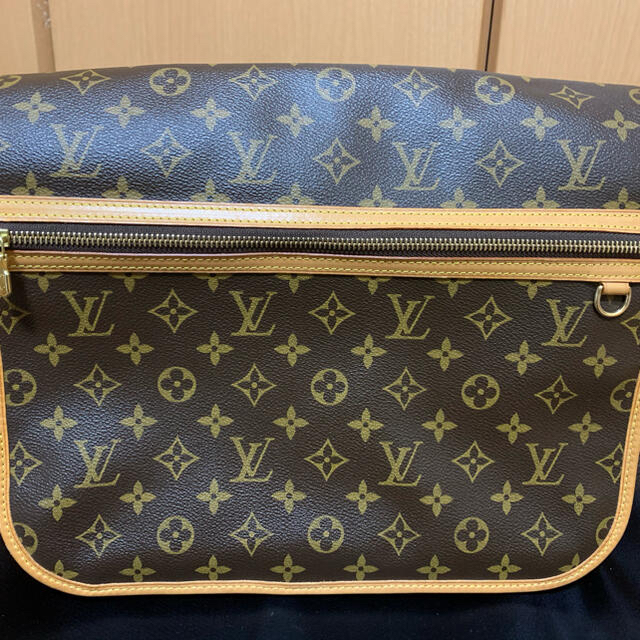 日本未入荷 LOUIS VUITTON ルイヴィトン メッセンジャー