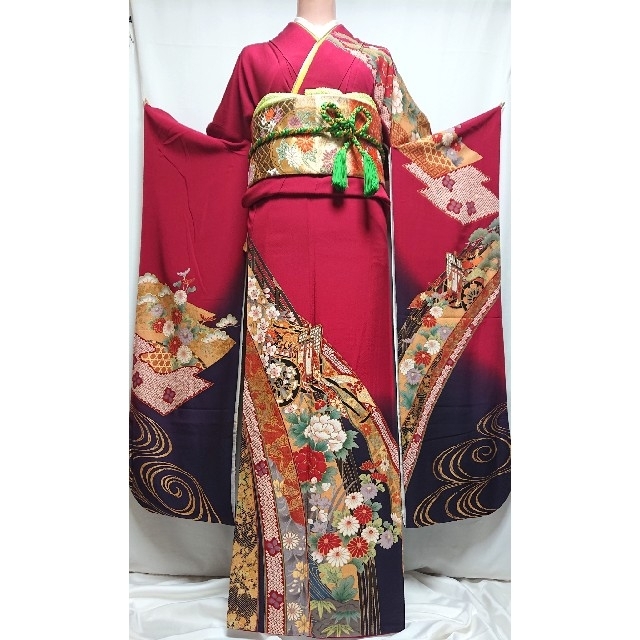 ゆら様専用☆振袖6点セット《暈し染め・金彩駒刺繍御所車流水花文様