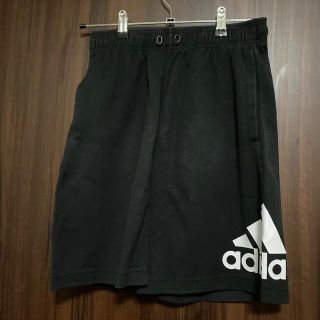 アディダス(adidas)のアディダス 半ズボン(ショートパンツ)