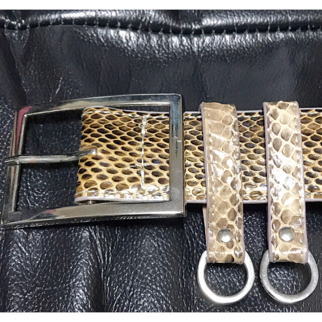 RESTIR(リステア)のシゲル様専用　RESTIRベルト　uindonnバッグの2品分 メンズのファッション小物(ベルト)の商品写真