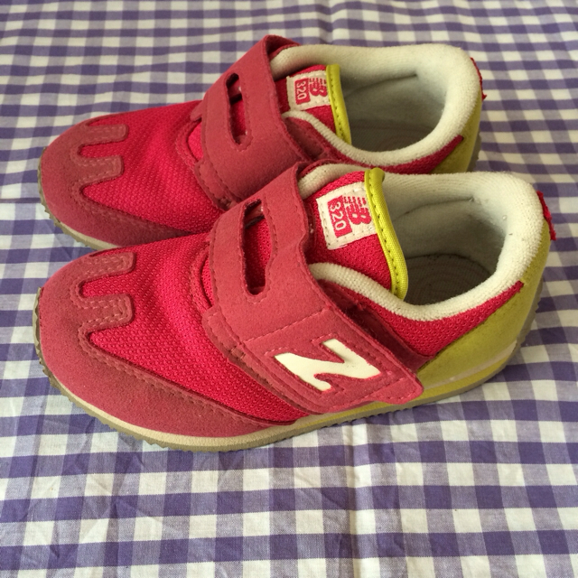 New Balance(ニューバランス)のmiel様専用です☆ キッズ/ベビー/マタニティのキッズ靴/シューズ(15cm~)(その他)の商品写真