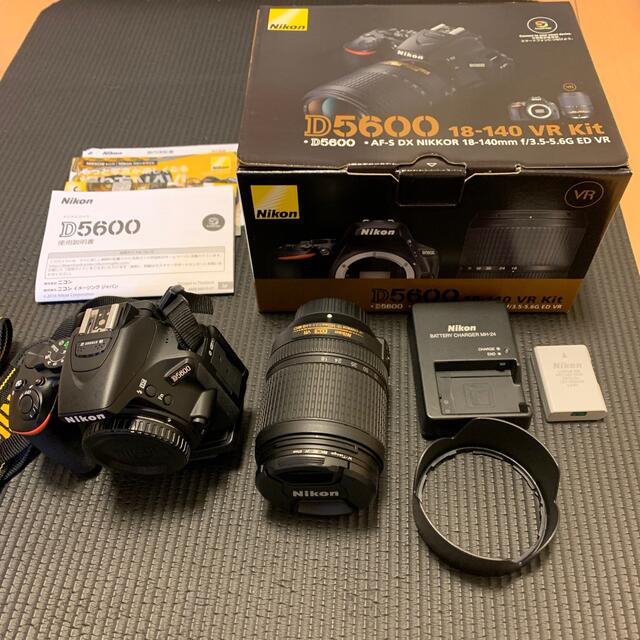 NIKON D5600 18-140 VR kit