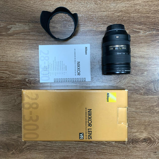 Nikon AF-S 28-300F3.5-5.6G ED VR-