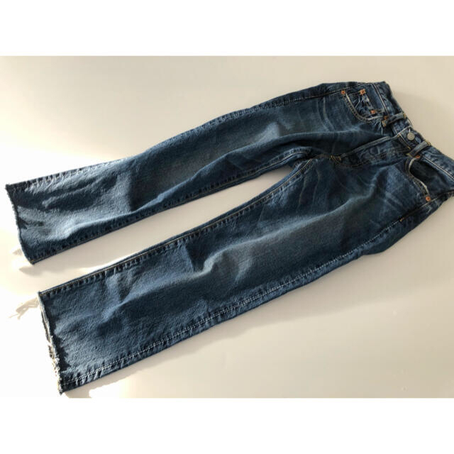 Shinzone(シンゾーン)のシンゾーン ストレートカットオフデニム　cut-off denim  レディースのパンツ(デニム/ジーンズ)の商品写真