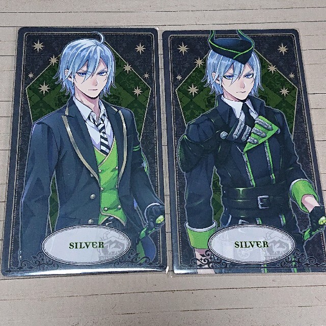 ツイステ シルバー アルカナカードの通販 by きつねうどん|ラクマ ツイステ シルバー アルカナカードの通販 by きつねうどん|ラクマ
