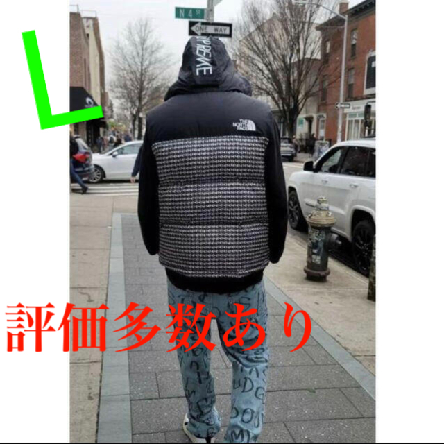 Supreme(シュプリーム)のSupreme TNF Studded Nuptse Vest Black L メンズのジャケット/アウター(ダウンベスト)の商品写真