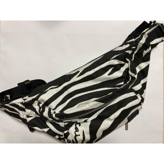 sacai(ボディバッグ/ウエストポーチ)のフリマアイテム一覧 sacai(ボディバッグ/ウエストポーチ)のフリマアイテム一覧