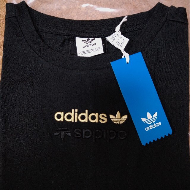 adidas(アディダス)の新品 Mサイズ adidas originals ボクシークロップド半袖Tシャツ レディースのトップス(Tシャツ(半袖/袖なし))の商品写真