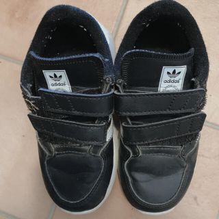 アディダス 服 キッズスニーカー 子供靴 の通販 26点 Adidasのキッズ ベビー マタニティを買うならラクマ アディダス 服 キッズスニーカー 子供靴 の通販 26点 Adidasのキッズ ベビー マタニティを買うならラクマ