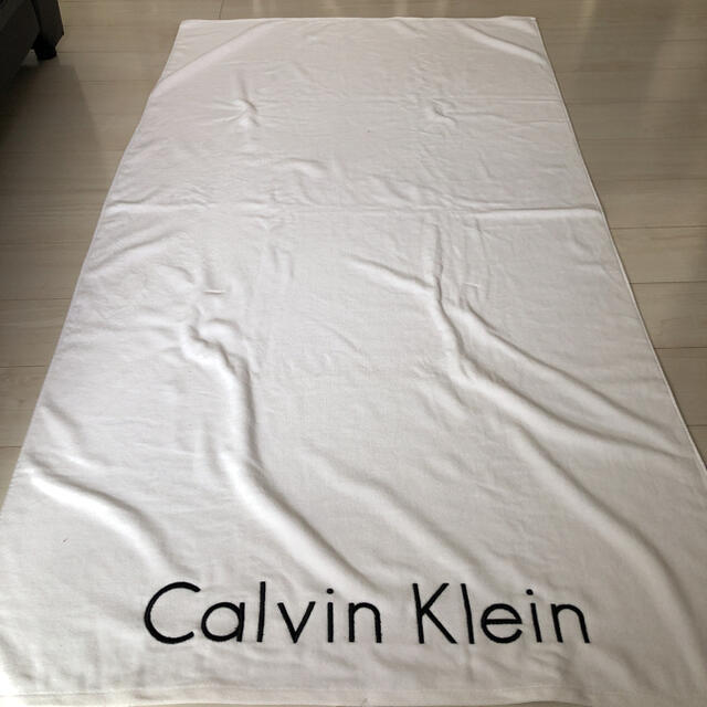 新品、未使用、タグ付き！カルバンクライン　バスタオル　170cm✖️90cm