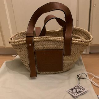 ロエベ(LOEWE)のロエベ　かごバッグ　タン　Sサイズ(かごバッグ/ストローバッグ)