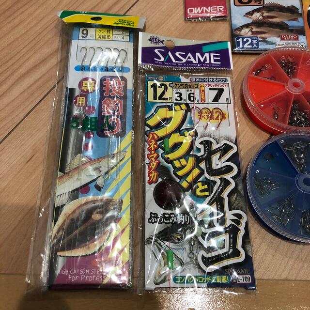 釣具　ガン玉2箱　サルカン3箱　仕掛け6袋　そのほかオモリとはり一箱 スポーツ/アウトドアのフィッシング(その他)の商品写真