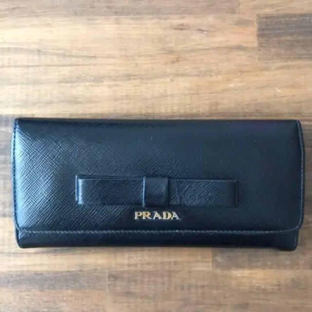 PRADA(プラダ)のPRADA 長財布 レディースのファッション小物(財布)の商品写真