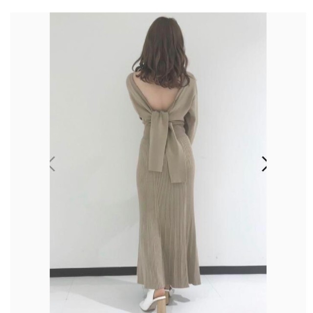 超特価激安 美品 snidel バックシャンマーメイドニットワンピース ワンピース